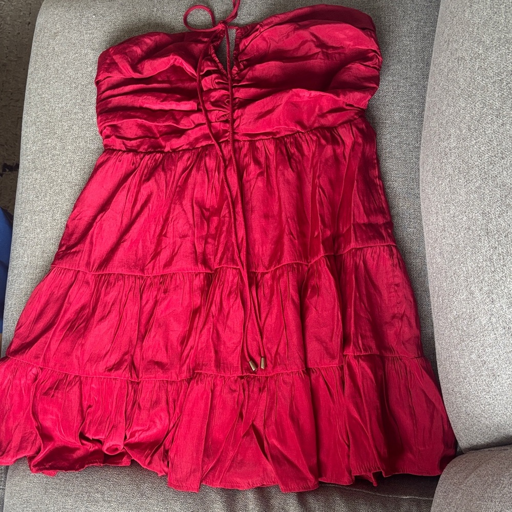 Elegant Red Strapless Mini Dress
